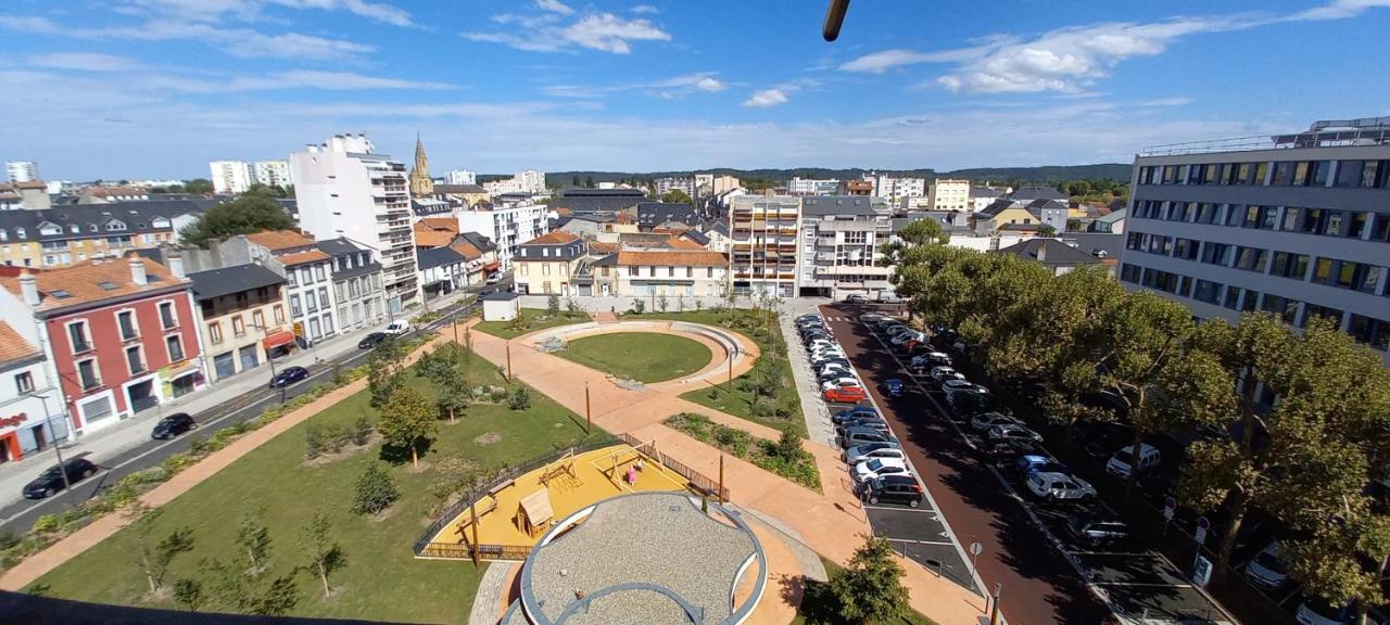 La Dolce Vita -T2 52m2- dernier étage- terrasse-parking-WIFI FIBRE Lejlighed Tarbes Eksteriør billede