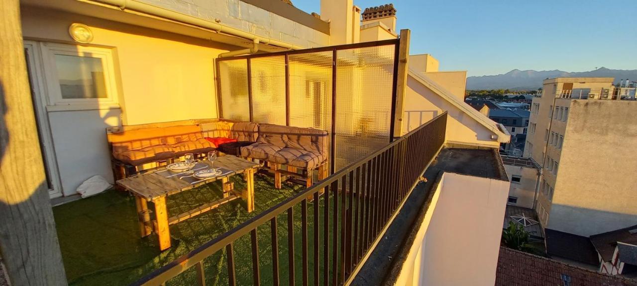 La Dolce Vita -T2 52m2- dernier étage- terrasse-parking-WIFI FIBRE Lejlighed Tarbes Eksteriør billede